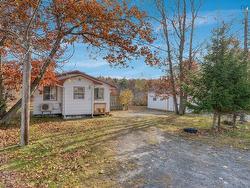 621 Rocky Lake Drive  Bedford, NS B4A 2T4