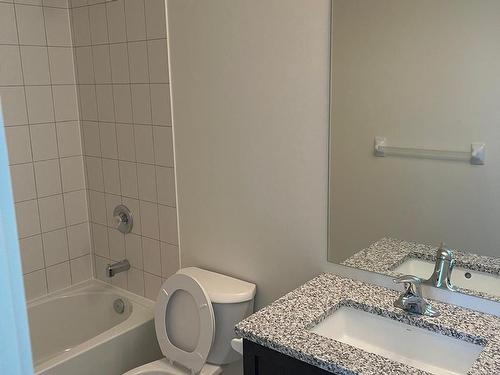 1510-4955 Yonge St, Toronto, ON - Indoor Photo Showing Bathroom