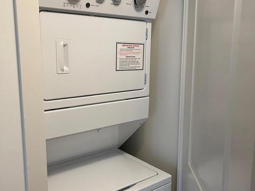 1510-4955 Yonge St, Toronto, ON - Indoor Photo Showing Laundry Room