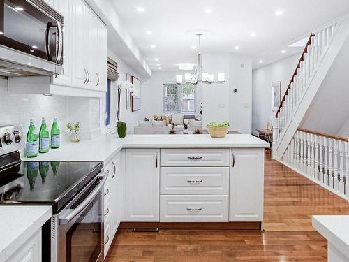 22 Thyra Ave, Toronto, ON - Indoor Photo Showing Kitchen With Upgraded Kitchen