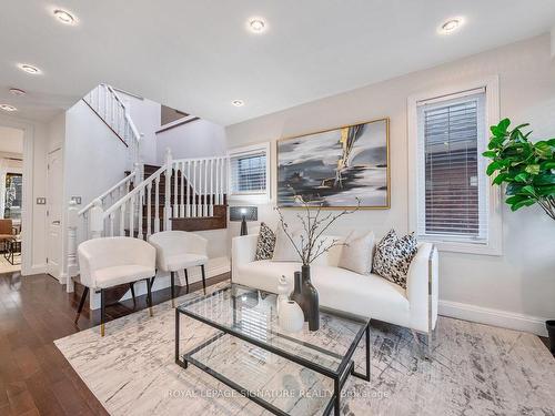 9 Westbrook Ave, Toronto, ON - Indoor Photo Showing Living Room