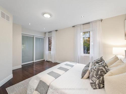 9 Westbrook Ave, Toronto, ON - Indoor Photo Showing Bedroom