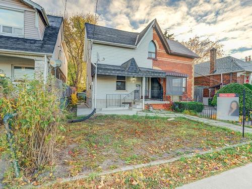 533 Victoria Pk Ave, Toronto, ON - Outdoor