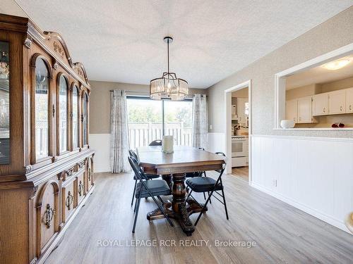 19621 Centre St, East Gwillimbury, ON - Indoor Photo Showing Dining Room