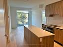 D-329-8 Beverley Glen Blvd, Vaughan, ON  - Indoor Photo Showing Kitchen 