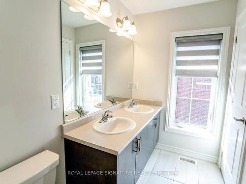 20 Lavinia Rd, Brampton, ON - Indoor Photo Showing Bathroom