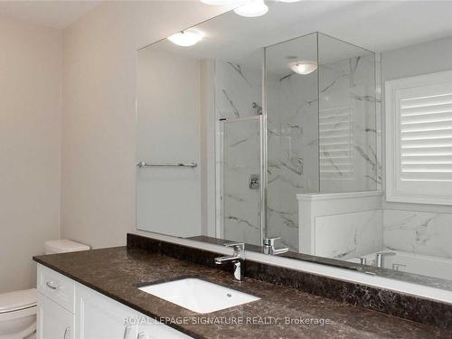 57 Hubbell Rd S, Brampton, ON - Indoor Photo Showing Bathroom