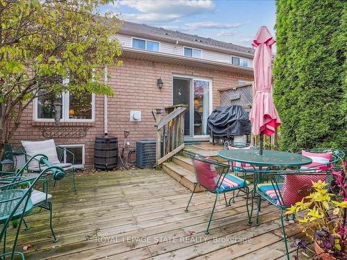 37 Willow Lane, Grimsby, ON - Outdoor With Deck Patio Veranda