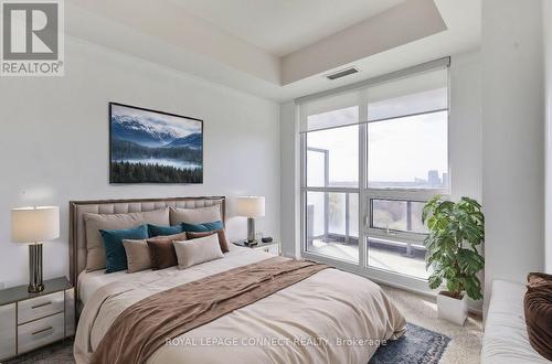 521 - 52 Forest Manor Road, Toronto, ON - Indoor Photo Showing Bedroom