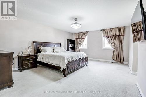 1226 Atkins Drive, Newmarket, ON - Indoor Photo Showing Bedroom