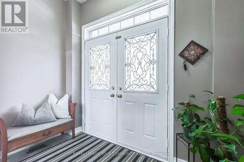 1226 Atkins Drive, Newmarket, ON - Indoor Photo Showing Other Room