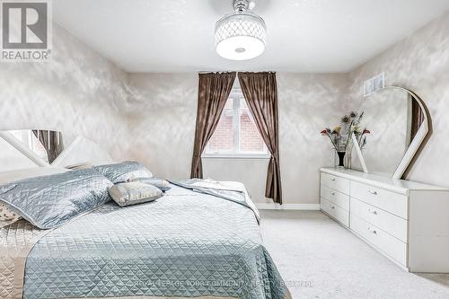 1226 Atkins Drive, Newmarket, ON - Indoor Photo Showing Bedroom