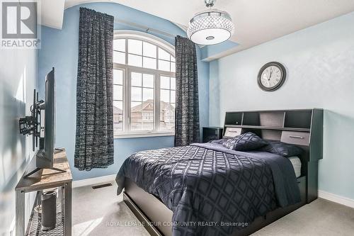 1226 Atkins Drive, Newmarket, ON - Indoor Photo Showing Bedroom