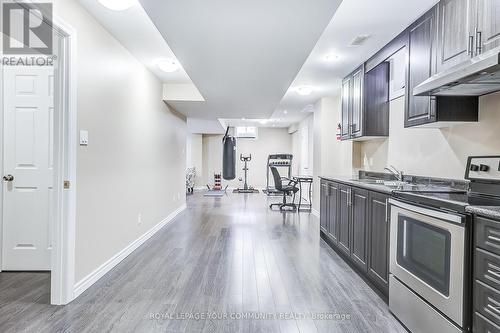 1226 Atkins Drive, Newmarket, ON - Indoor Photo Showing Kitchen