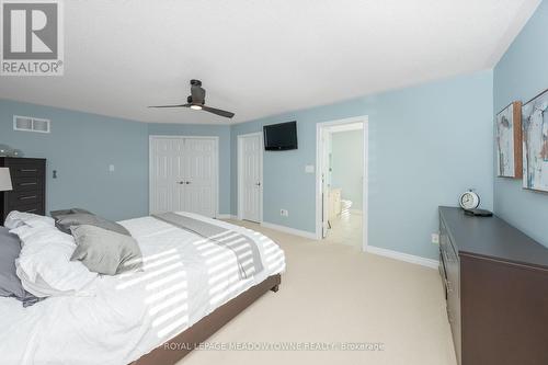 13 Beacon Hill Drive, Brampton, ON - Indoor Photo Showing Bedroom