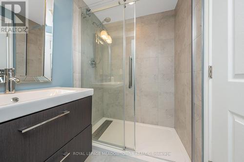 13 Beacon Hill Drive, Brampton, ON - Indoor Photo Showing Bathroom