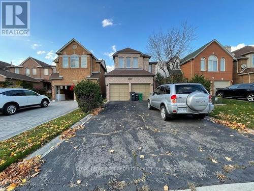 2547 Advent Court, Mississauga, ON - Outdoor With Facade