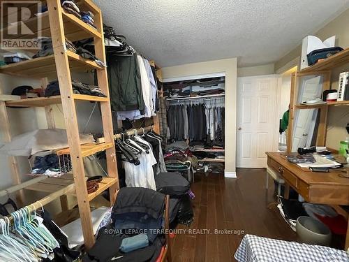 2547 Advent Court, Mississauga, ON - Indoor With Storage