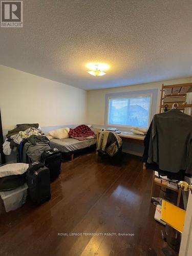 2547 Advent Court, Mississauga, ON - Indoor Photo Showing Bedroom