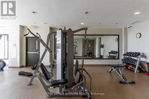 Th5 - 11 Superior Avenue, Toronto, ON - Indoor Photo Showing Gym Room