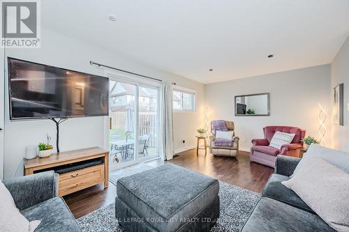 6 - 426 Grange Road, Guelph, ON - Indoor Photo Showing Living Room