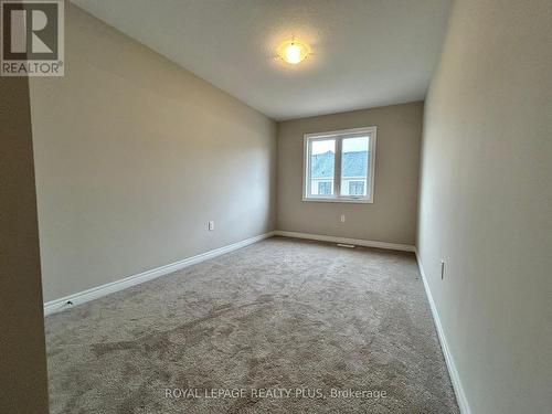 10 - 30 Mia Drive, Hamilton, ON - Indoor Photo Showing Other Room