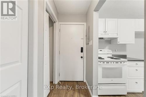 65 Queen Street, North Dundas, ON - Indoor Photo Showing Other Room