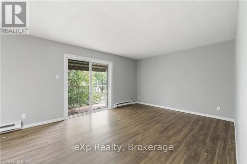 65 Queen Street, North Dundas, ON - Indoor Photo Showing Other Room