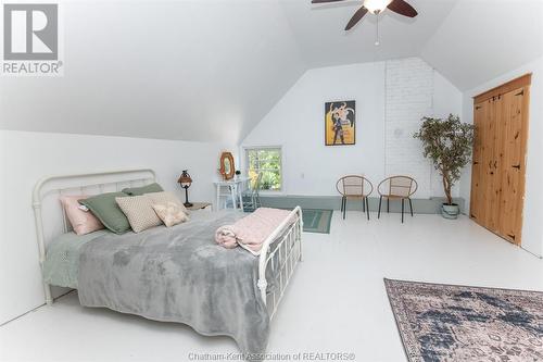 13590 Longwoods Road, Thamesville, ON - Indoor Photo Showing Bedroom