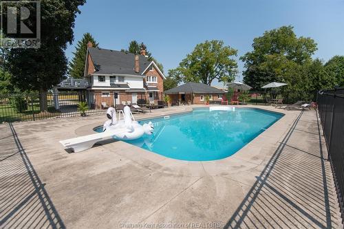 13590 Longwoods Road, Thamesville, ON - Outdoor With In Ground Pool With Backyard