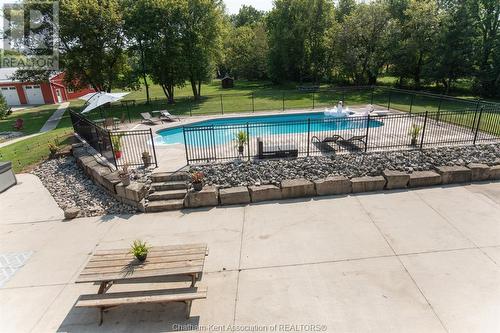 13590 Longwoods Road, Thamesville, ON - Outdoor With In Ground Pool With Backyard