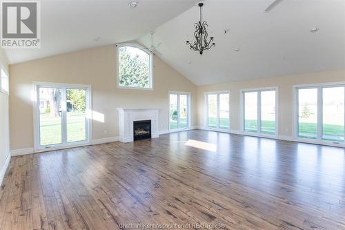 13590 Longwoods Road, Thamesville, ON - Indoor Photo Showing Living Room With Fireplace