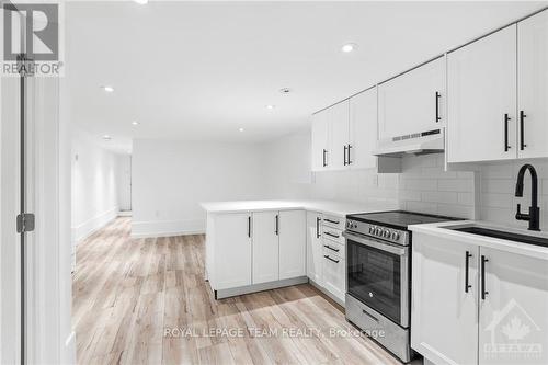 179B Cathcart Street, Ottawa, ON - Indoor Photo Showing Kitchen With Upgraded Kitchen