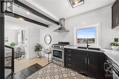 469 Booth Street, Ottawa, ON - Indoor Photo Showing Kitchen