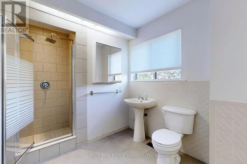 174 Alderbrae Avenue, Toronto, ON - Indoor Photo Showing Bathroom