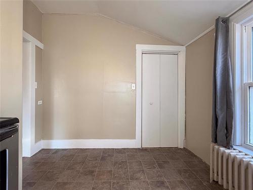 321 2Nd Street, Brandon, MB - Indoor Photo Showing Other Room