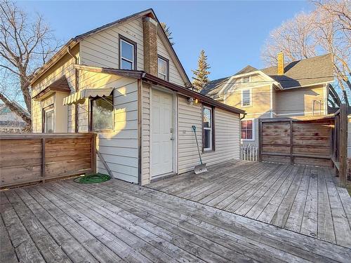 321 2Nd Street, Brandon, MB - Outdoor