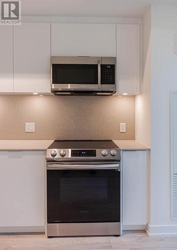 1604 - 357 King Street W, Toronto, ON - Indoor Photo Showing Kitchen