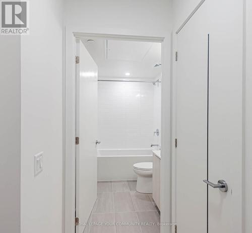 1604 - 357 King Street W, Toronto, ON - Indoor Photo Showing Bathroom