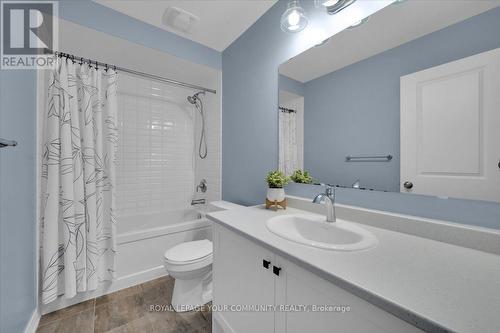 3 Clifford Crescent, New Tecumseth, ON - Indoor Photo Showing Bathroom