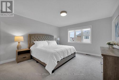 3 Clifford Crescent, New Tecumseth, ON - Indoor Photo Showing Bedroom