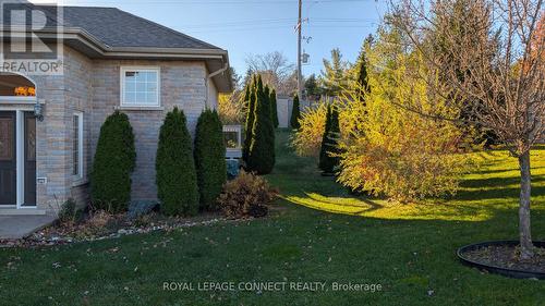 94 - 301 Carnegie Avenue, Peterborough, ON - Outdoor