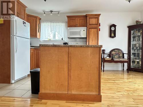 24-36 Tamarack Drive, Cormack, NL - Indoor Photo Showing Kitchen