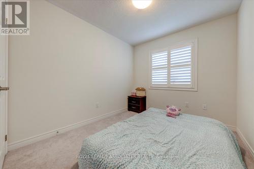 72 Auckland Drive E, Whitby, ON - Indoor Photo Showing Bedroom