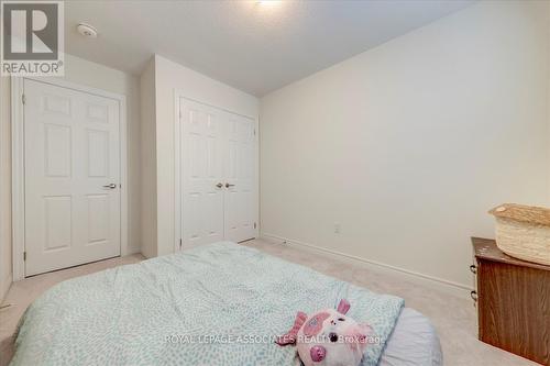 72 Auckland Drive E, Whitby, ON - Indoor Photo Showing Bedroom