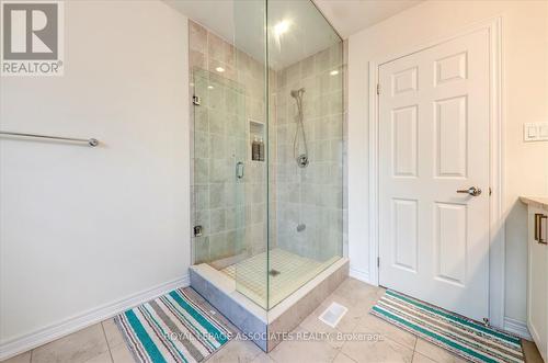 72 Auckland Drive E, Whitby, ON - Indoor Photo Showing Bathroom