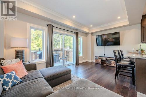 2 - 192 Brewery Street, Wilmot, ON - Indoor Photo Showing Living Room