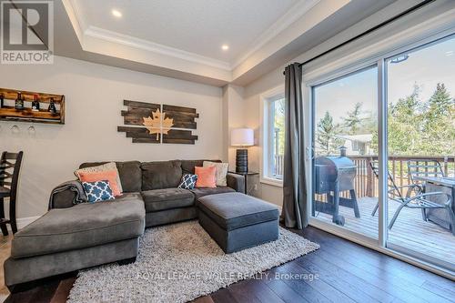 2 - 192 Brewery Street, Wilmot, ON - Indoor Photo Showing Living Room