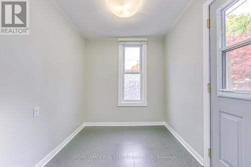 A - 194 Fairview Avenue, Toronto, ON - Indoor Photo Showing Other Room