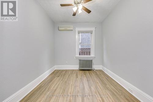 A - 194 Fairview Avenue, Toronto, ON - Indoor Photo Showing Other Room